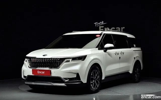 Kia Carnival 9 — миниатюра 1