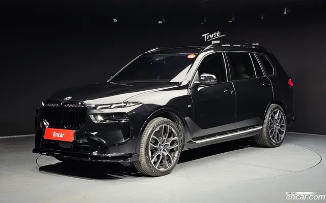 BMW X7 (G07) xDrive 40d M 6 — миниатюра 1