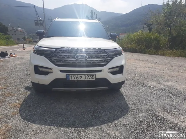 Ford Explorer 2.3 4WD — миниатюра 1