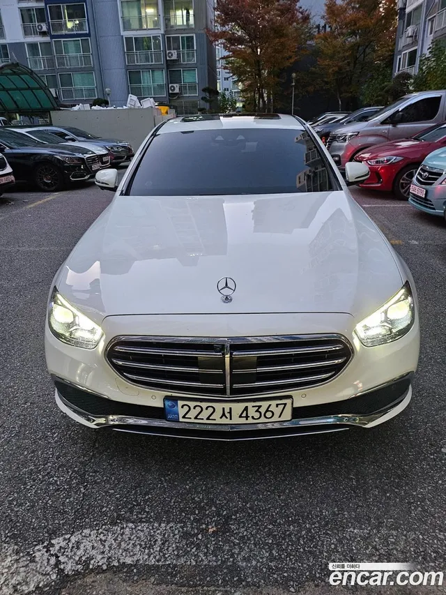 Mercedes-Benz E-Class (W213) E250 — миниатюра 1