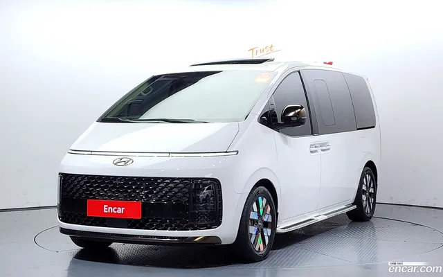 Hyundai Staria 4WD 9 — миниатюра 1