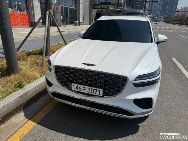 Genesis GV70 2.5T 2WD — миниатюра 1