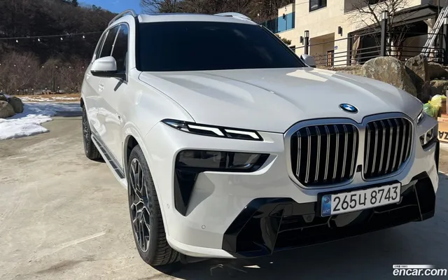 BMW X7 (G07) xDrive 40d M 6 — миниатюра 1