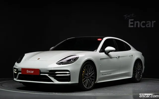 Porsche Panamera (971) 4.0 S — миниатюра 1