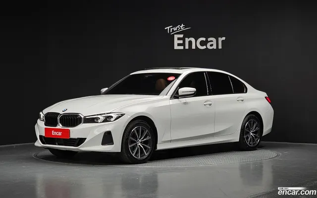 BMW 3 Series (G20) 320i — миниатюра 1