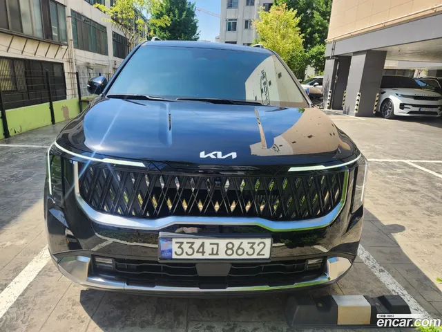 Kia Carnival HEV 9 — миниатюра 1