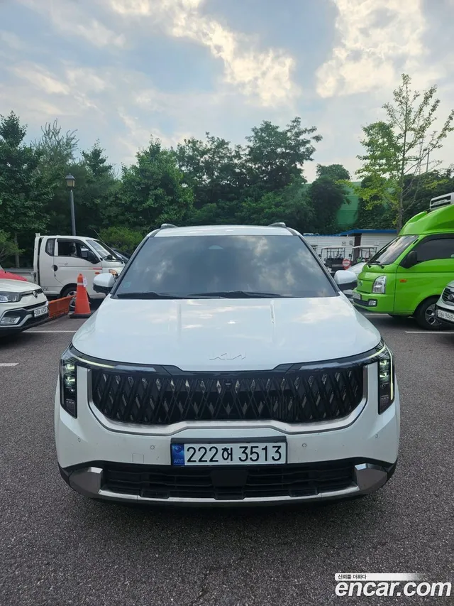 Kia Carnival HEV 9 — миниатюра 1