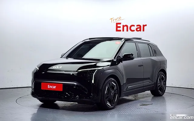 Kia EV3 2WD — миниатюра 1