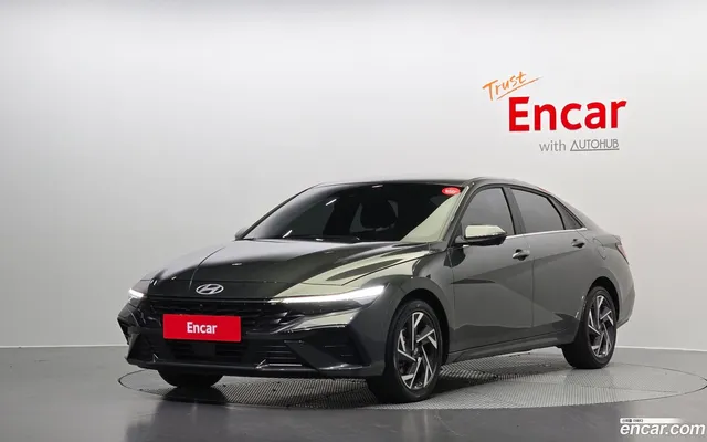 Hyundai Avante CN7 Hybrid — миниатюра 1