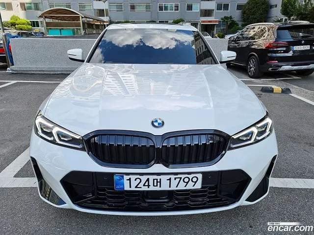 BMW 3 Series (G20) 320i M — миниатюра 1