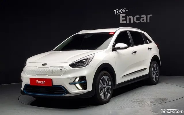 Kia EV — миниатюра 1