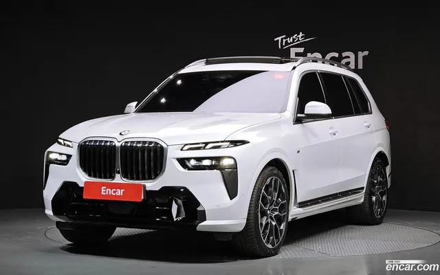 BMW X7 (G07) xDrive 40i M 7 — миниатюра 1