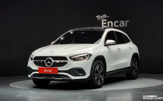 Mercedes-Benz GLA-Class (H247) GLA220 — миниатюра 1