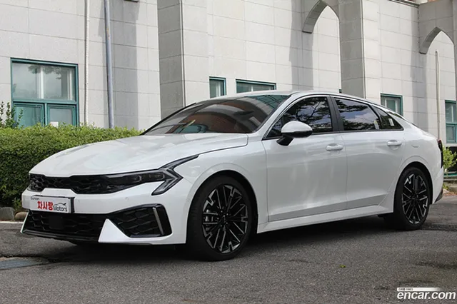 Kia K5 3 1.6 — миниатюра 1