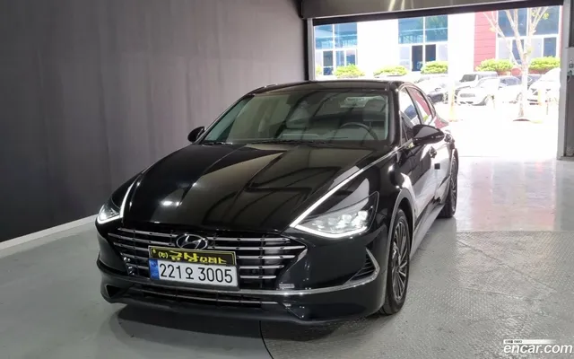 Hyundai (DN8) — миниатюра 1