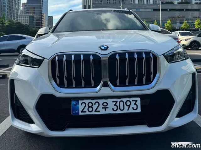 BMW X1 (U11) sDrive 18d M — миниатюра 1