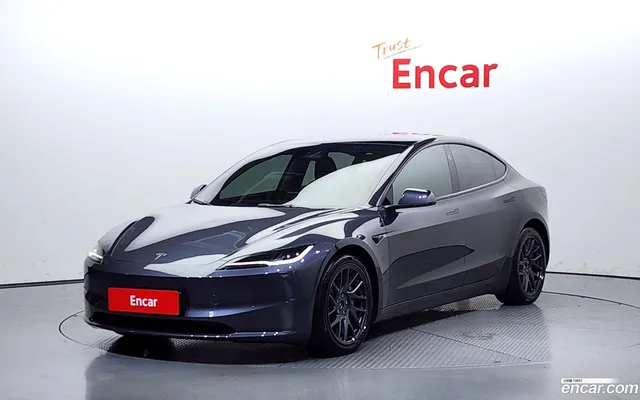 Tesla Model 3 AWD — миниатюра 1