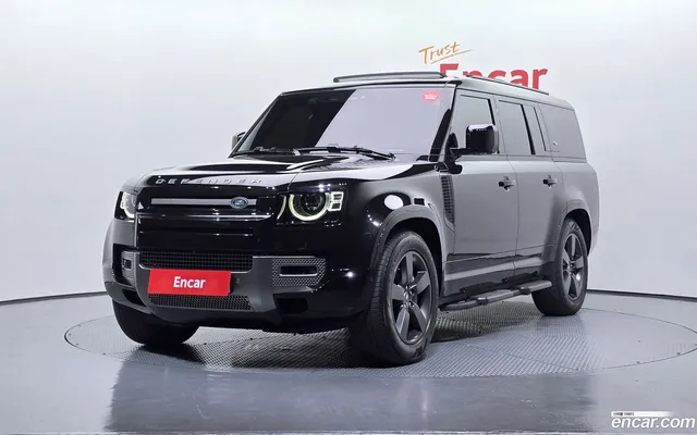 Land Rover (L663) 130 D300 X- HSE — миниатюра 1