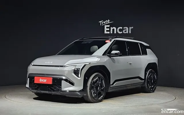 Kia EV3 2WD — миниатюра 1