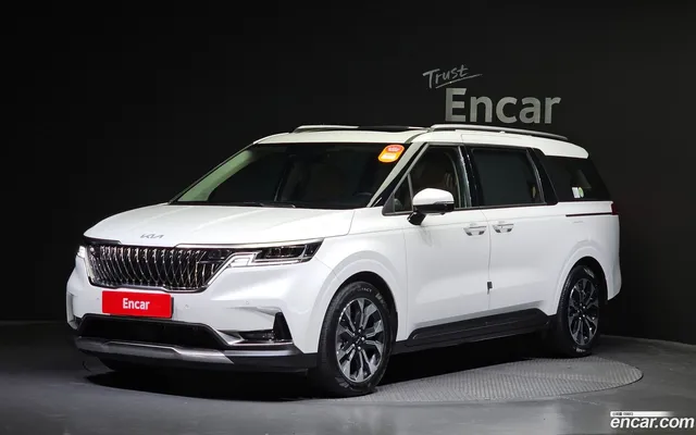 Kia Carnival 7 — миниатюра 1