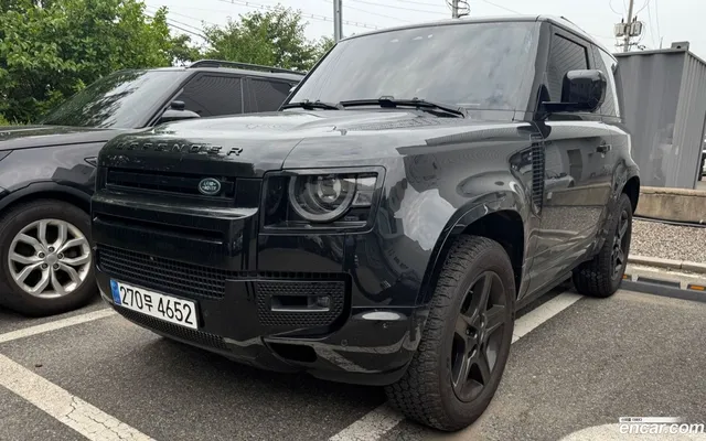 Land Rover (L663) 90 D250 SE — миниатюра 1