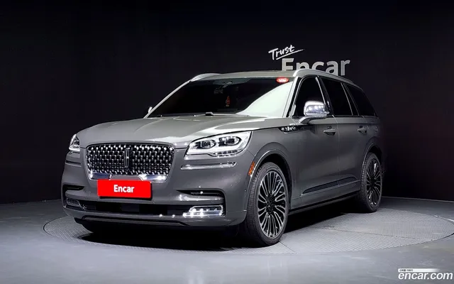 Lincoln Aviator 3.0 AWD — миниатюра 1