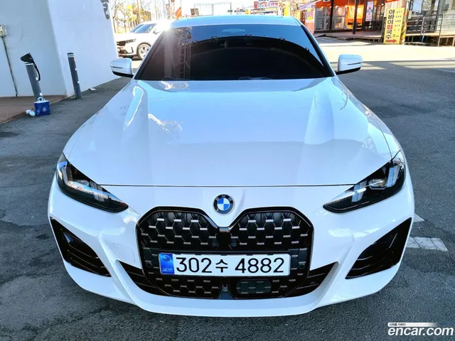BMW 4 Series (G22) 420i M — миниатюра 1