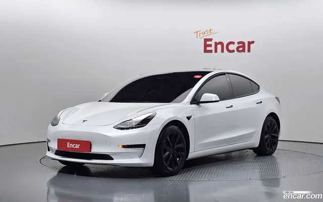 Tesla Model 3 RWD — миниатюра 1