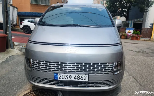 Hyundai Staria 9 — миниатюра 1