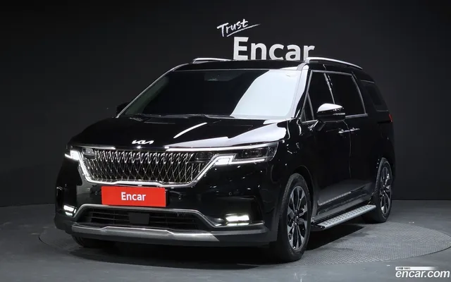 Kia Carnival 7 — миниатюра 1
