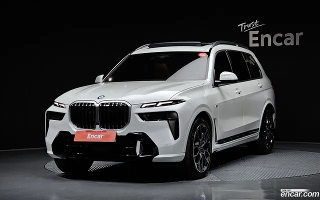 BMW X7 (G07) xDrive 40i M 7 — миниатюра 1