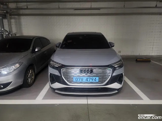 Audi Q4 e-tron (F4) 40 — миниатюра 1