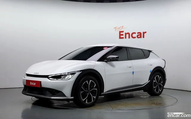 Kia EV6 — миниатюра 1
