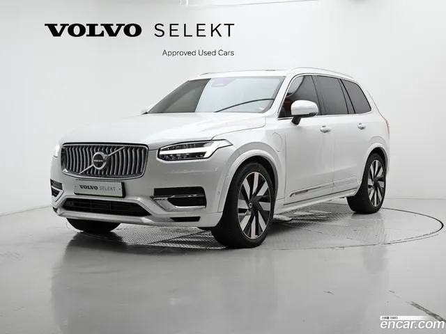 Volvo XC90 T8 — миниатюра 1
