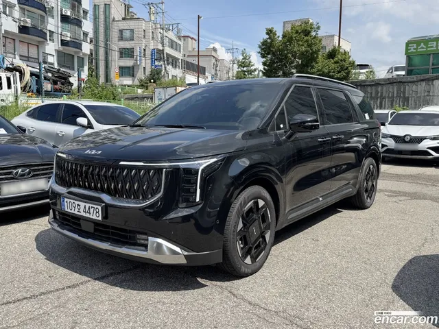 Kia Carnival 9 — миниатюра 1