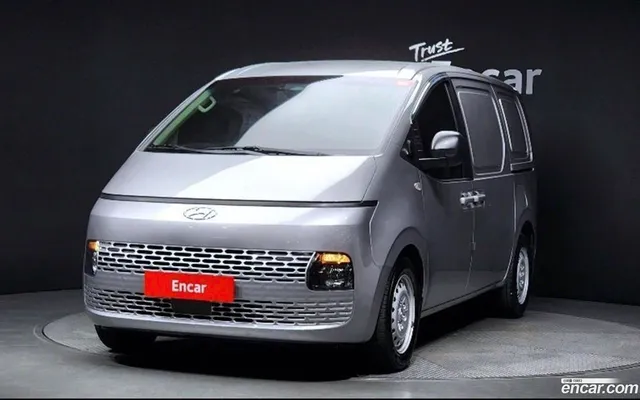 Hyundai Staria 3 — миниатюра 1