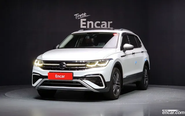 Volkswagen Tiguan Allspace 2.0 TSI — миниатюра 1