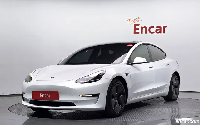 Tesla Model 3 AWD — миниатюра 1