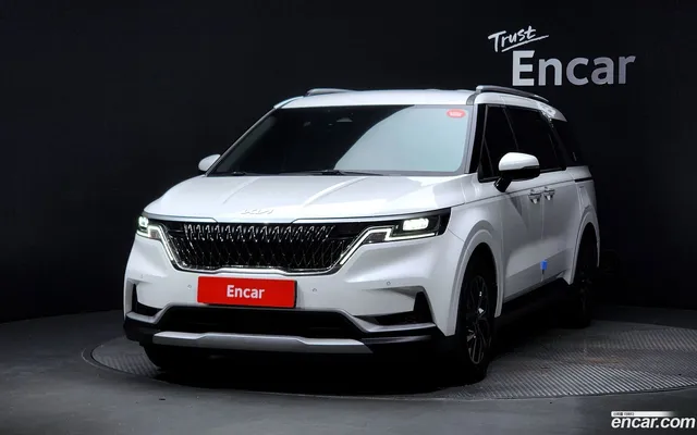 Kia Carnival 9 — миниатюра 1