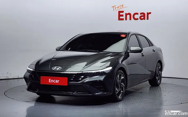 Hyundai Avante CN7 Hybrid — миниатюра 1