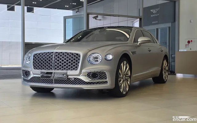 Bentley Flying Spur 4.0 — миниатюра 1