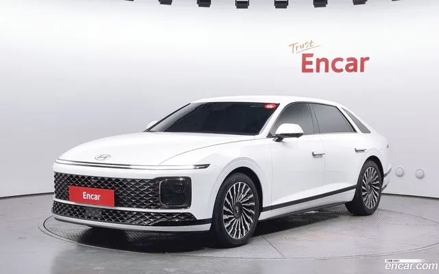 Hyundai Grandeur Hybrid (GN7) — миниатюра 1