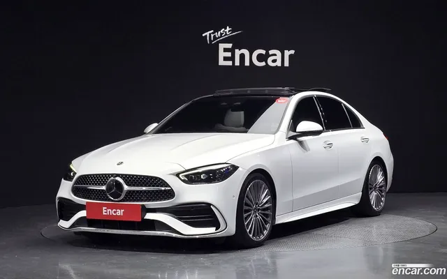 Mercedes-Benz C-Class (W206) C300 4MATIC AMG Line — миниатюра 1