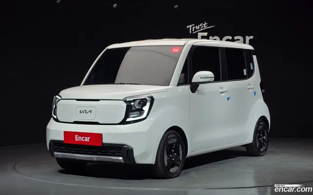 Kia EV — миниатюра 1
