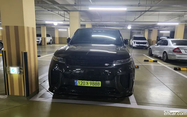 Land Rover Range Rover Sport P635 SV — миниатюра 1