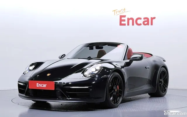 Porsche 911 (992) 4 GTS — миниатюра 1