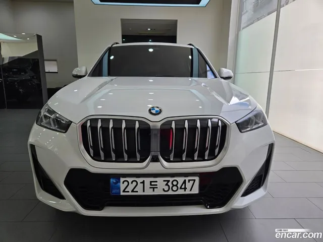 BMW X1 (U11) sDrive 18d M — миниатюра 1