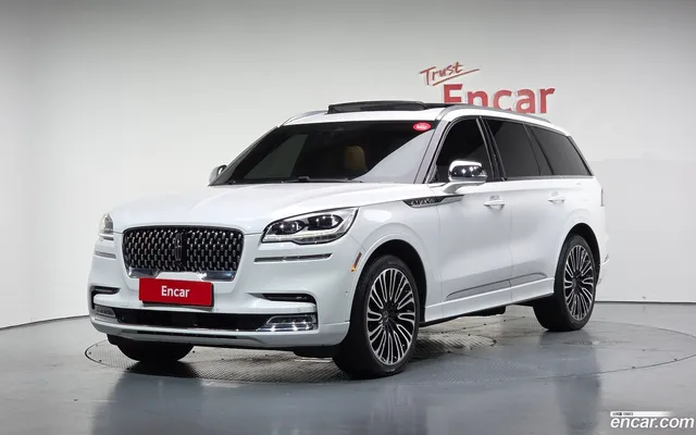 Lincoln Aviator 3.0 AWD — миниатюра 1