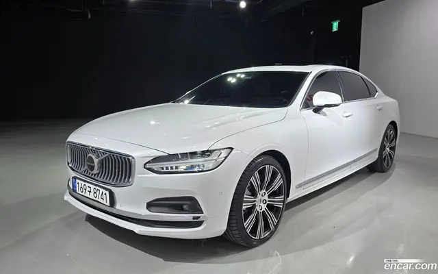 Volvo S90 B6 AWD — миниатюра 1