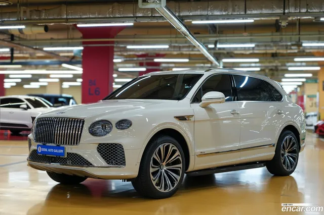 Bentley Bentayga 4.0 V8 EWB — миниатюра 1